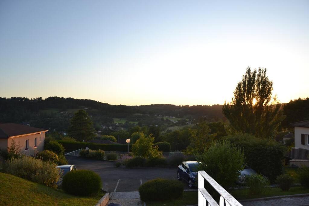Le N5 Des Hauts De Sarlat Apt Duplex Clim, Piscine, Parking Экстерьер фото